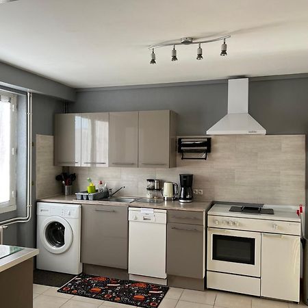 Gite Du St Martin Apartment Oradour-Fanais Exterior foto