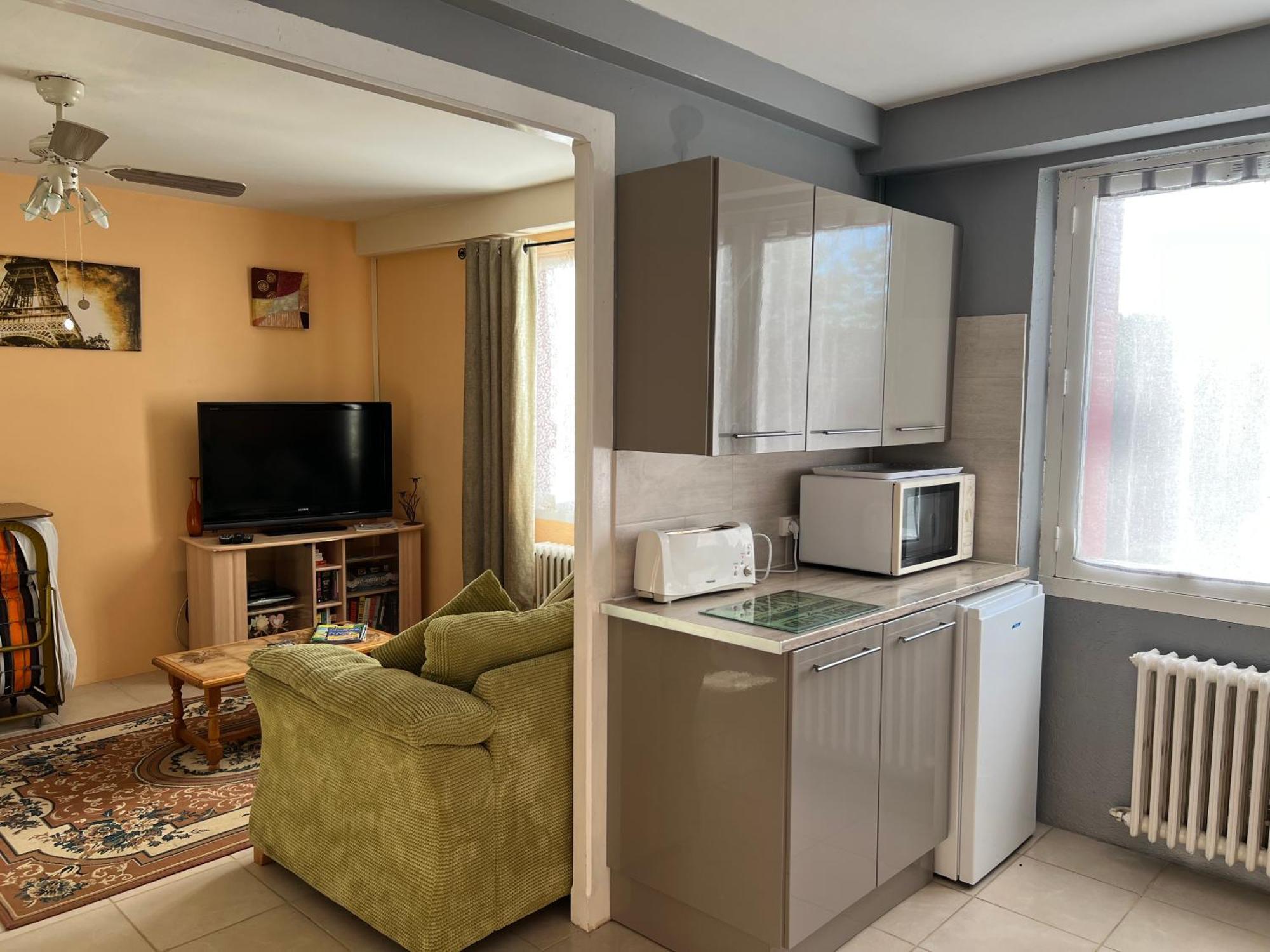 Gite Du St Martin Apartment Oradour-Fanais Exterior foto