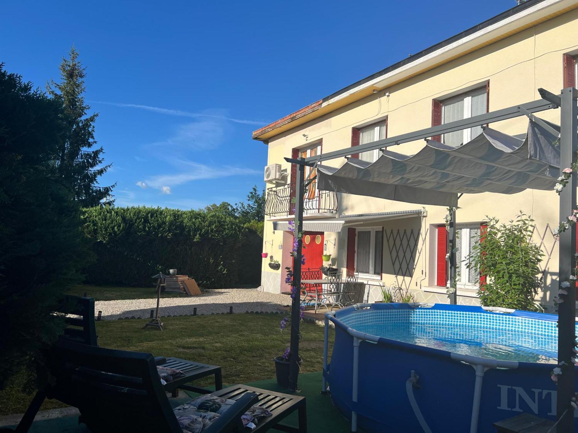 Gite Du St Martin Apartment Oradour-Fanais Exterior foto
